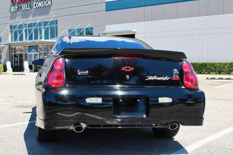 used 2004 Chevrolet Monte Carlo car, priced at $21,950