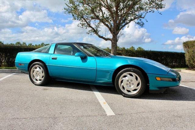 used 1995 Chevrolet Corvette car, priced at $23,900