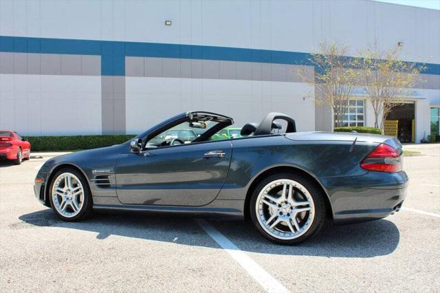 used 2008 Mercedes-Benz SL-Class car, priced at $39,900