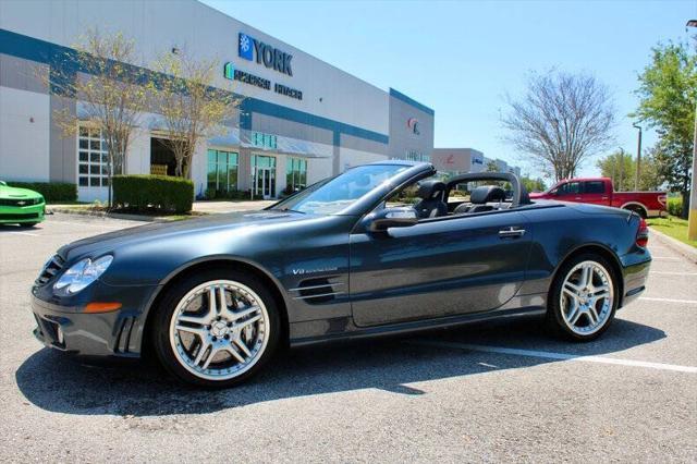 used 2008 Mercedes-Benz SL-Class car, priced at $39,900
