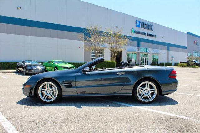 used 2008 Mercedes-Benz SL-Class car, priced at $39,900