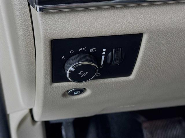 used 2019 Jeep Grand Cherokee car, priced at $19,998