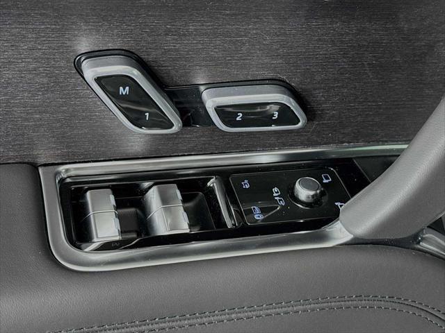 new 2025 Land Rover Range Rover car, priced at $158,100