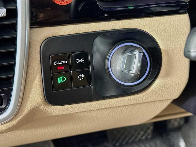 used 2019 Porsche Cayenne car, priced at $37,998