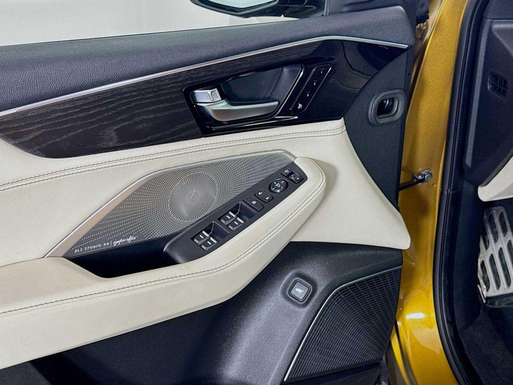 used 2022 Acura MDX car, priced at $45,998