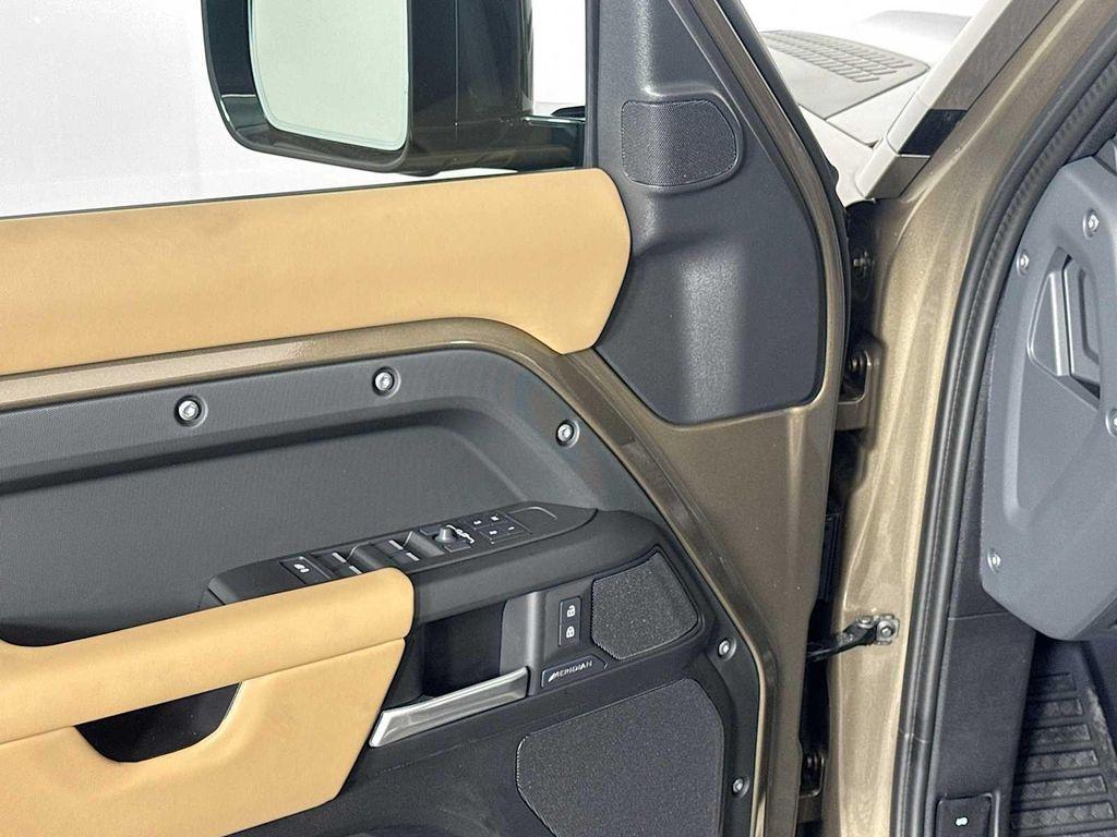 new 2026 Land Rover Defender car
