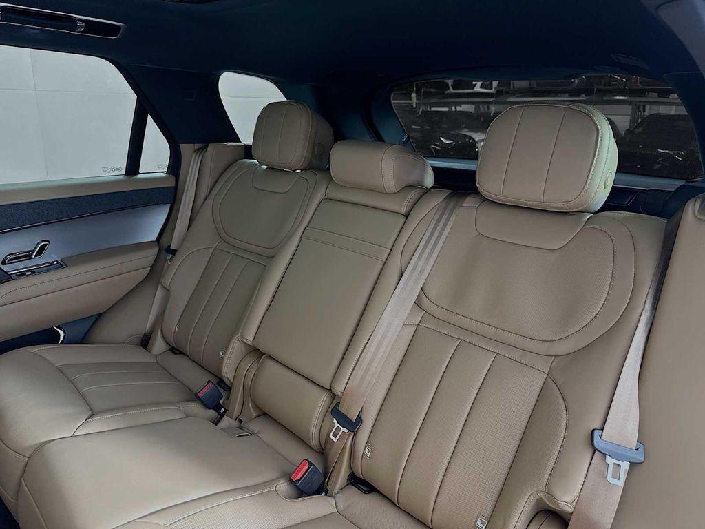 new 2025 Land Rover Range Rover Sport car, priced at $92,500