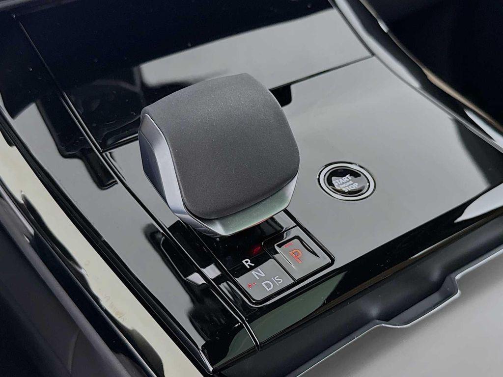new 2025 Land Rover Range Rover Sport car, priced at $92,500