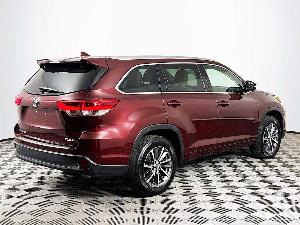 used 2017 Toyota Highlander car, priced at $24,498