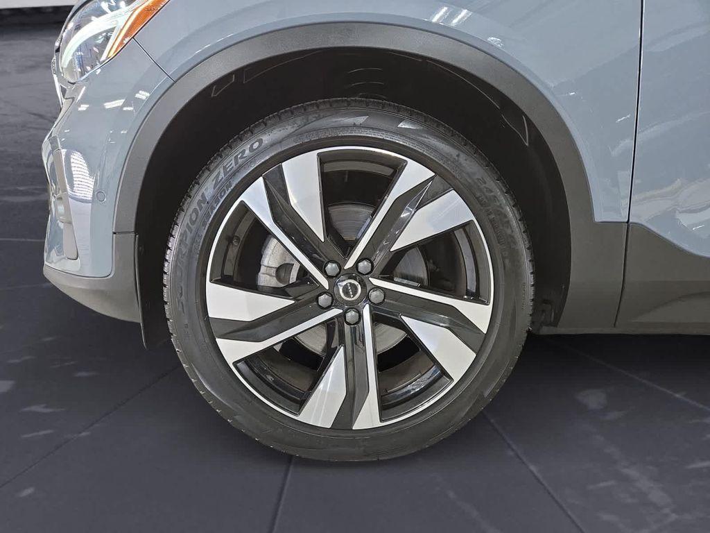 used 2023 Volvo XC40 car, priced at $30,498