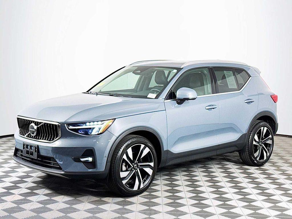 used 2023 Volvo XC40 car, priced at $30,498