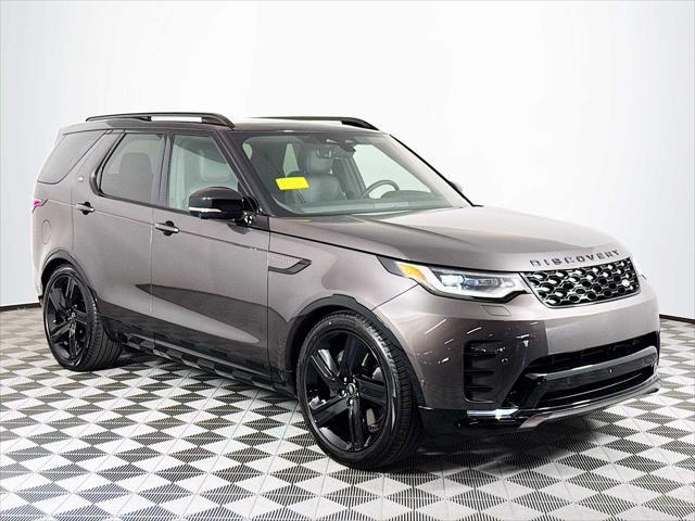 new 2025 Land Rover Discovery car, priced at $79,428