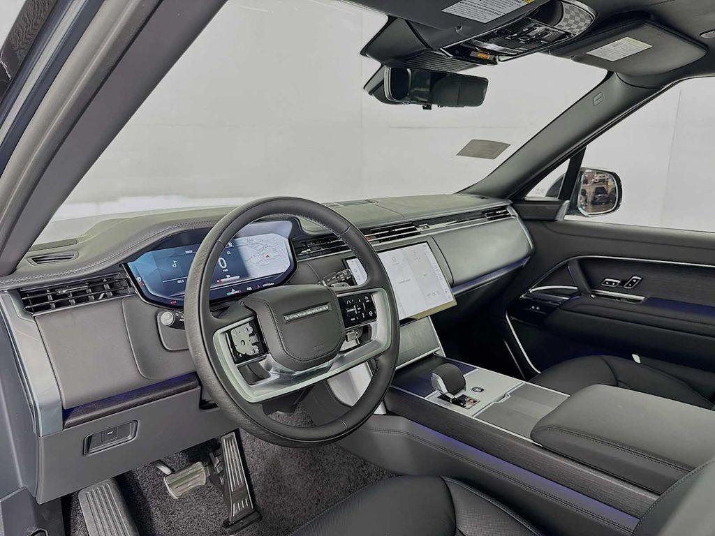 new 2025 Land Rover Range Rover car