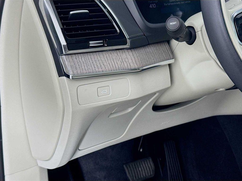 used 2023 Volvo XC90 car, priced at $39,998