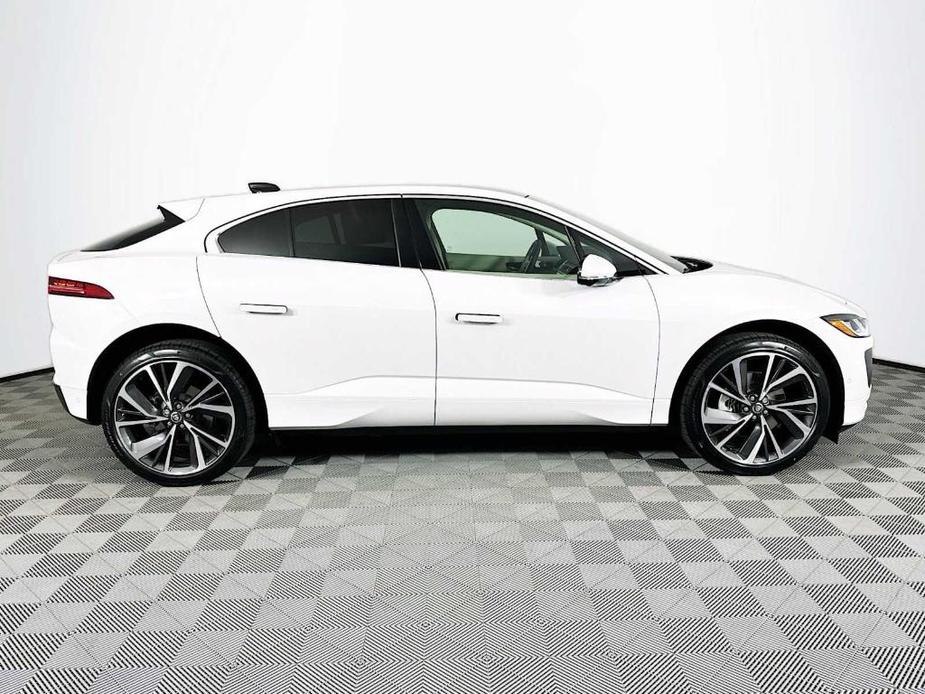 new 2024 Jaguar I-PACE car