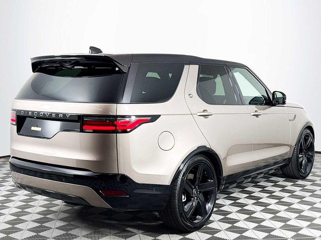 new 2025 Land Rover Discovery car, priced at $82,088
