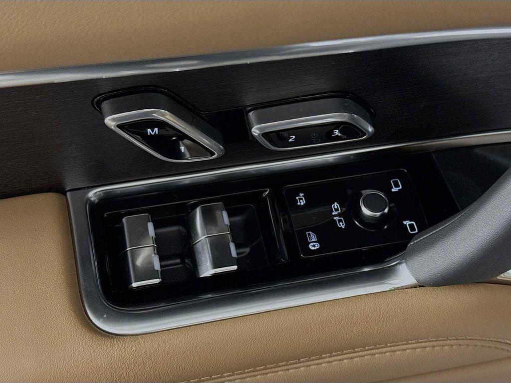 new 2025 Land Rover Range Rover car, priced at $152,890