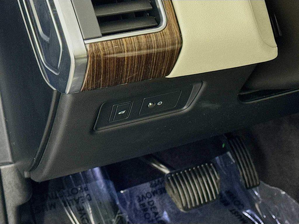 used 2020 Land Rover Range Rover Sport car, priced at $34,998