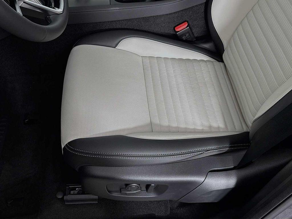 new 2025 Land Rover Discovery Sport car, priced at $58,635