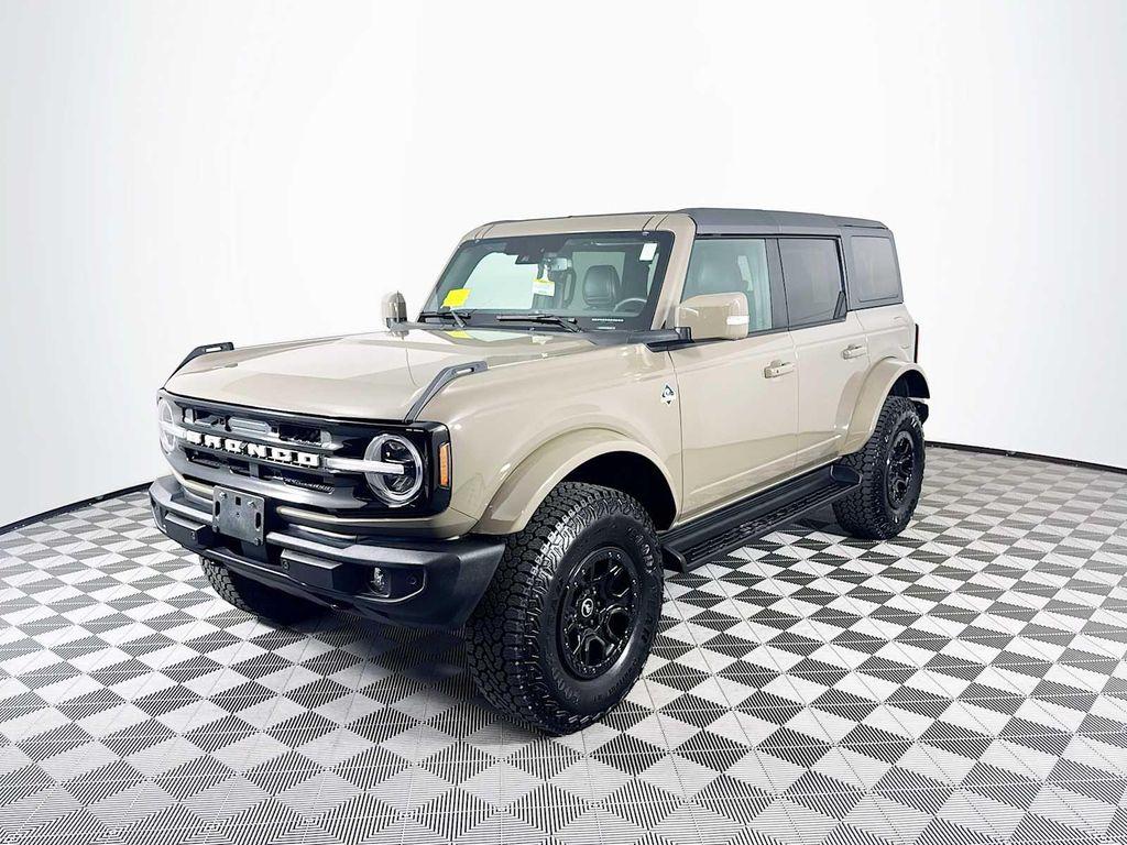 used 2025 Ford Bronco car, priced at $57,097