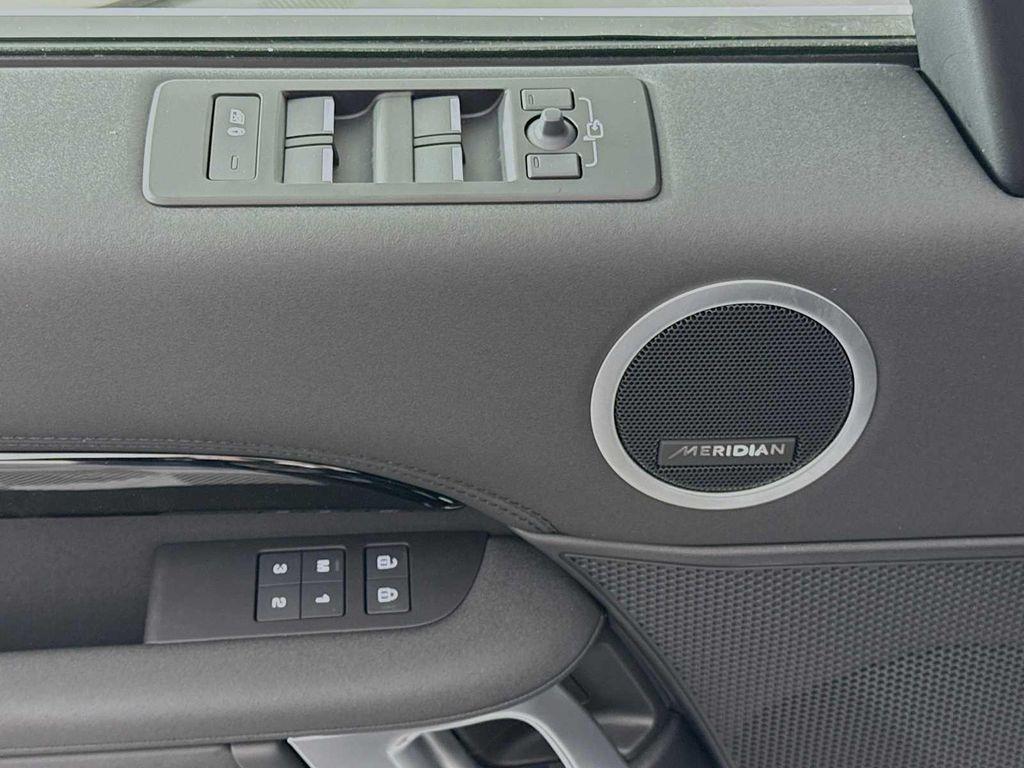 new 2025 Land Rover Discovery car, priced at $68,188