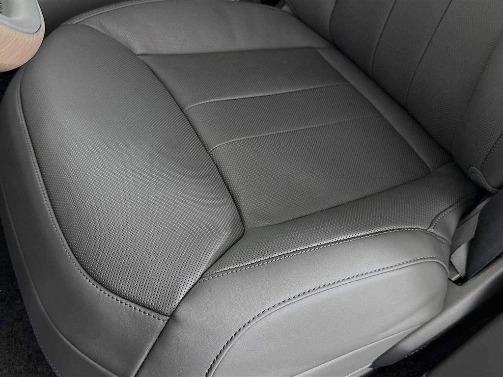 new 2025 Land Rover Range Rover car, priced at $128,910
