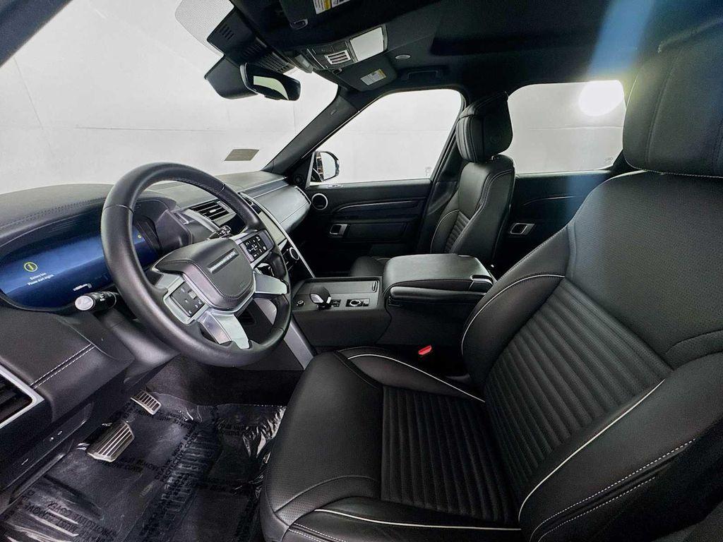 used 2024 Land Rover Discovery car, priced at $67,497