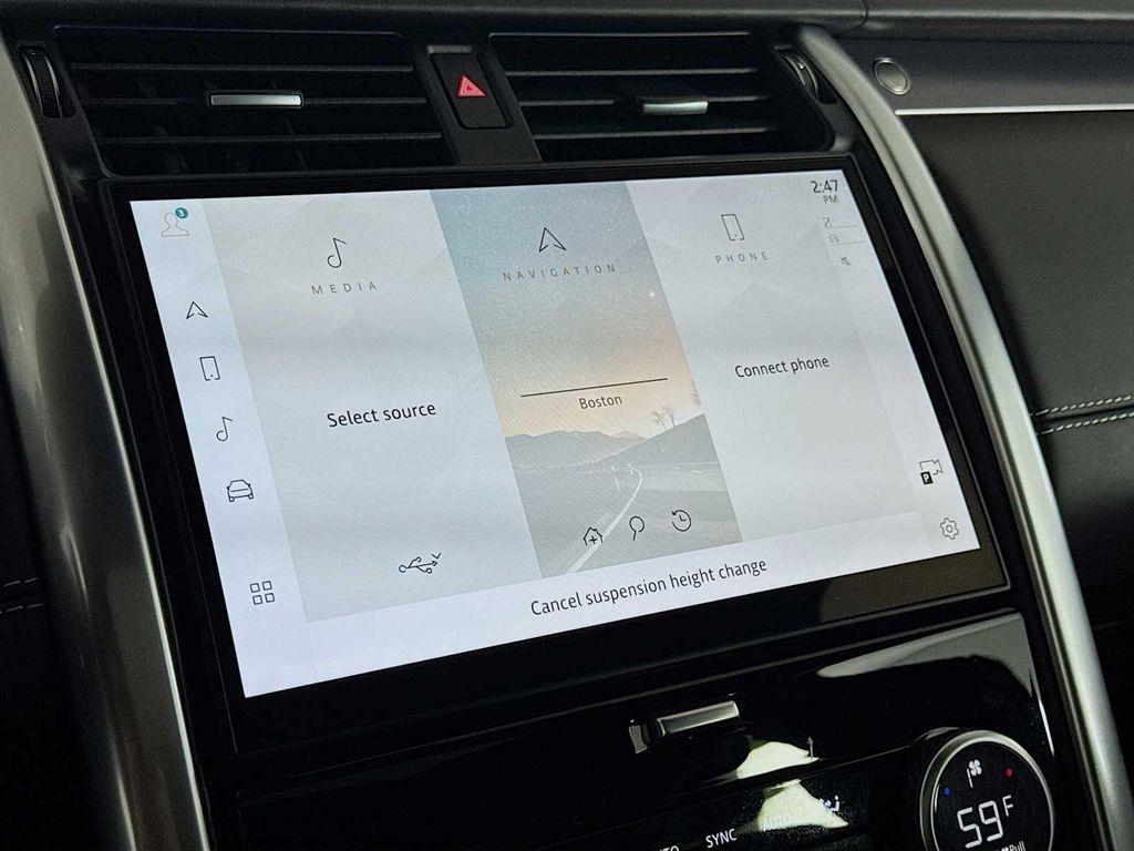 used 2024 Land Rover Discovery car, priced at $67,497