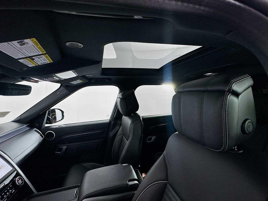 used 2024 Land Rover Discovery car, priced at $67,497