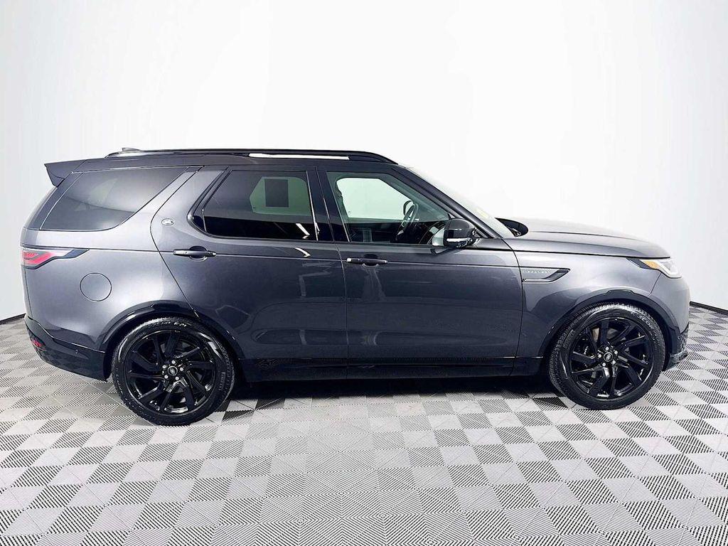 used 2024 Land Rover Discovery car, priced at $67,497