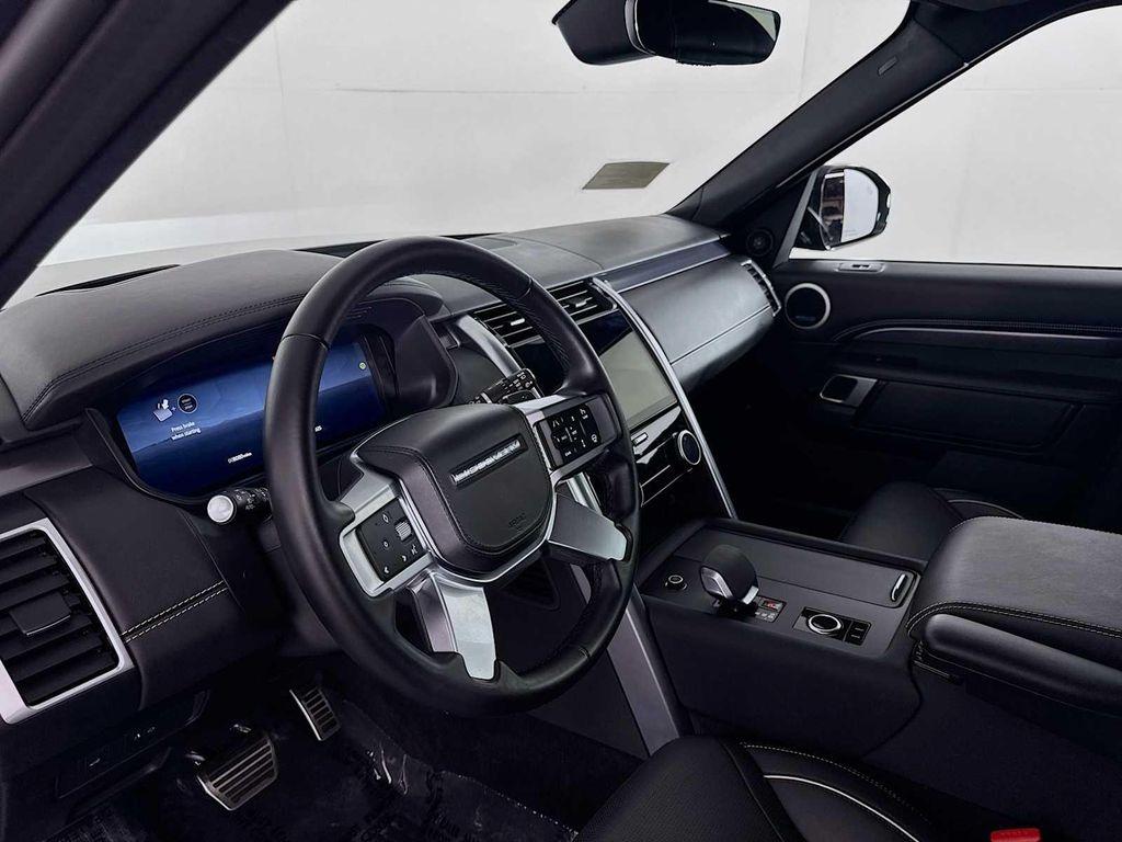 used 2024 Land Rover Discovery car, priced at $67,497
