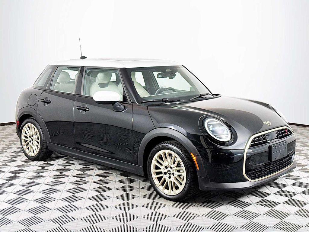 used 2025 MINI Hardtop car, priced at $31,798