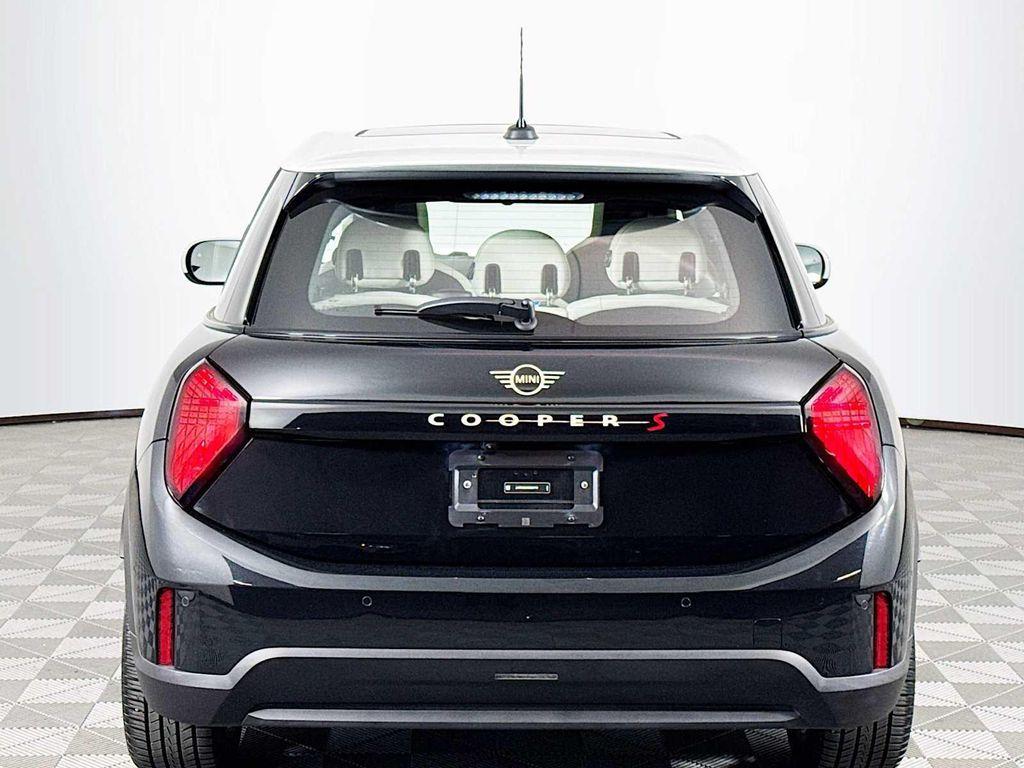 used 2025 MINI Hardtop car, priced at $31,798