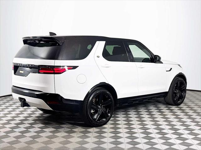 new 2025 Land Rover Discovery car, priced at $79,818