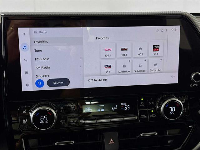 used 2023 Toyota Highlander Hybrid car, priced at $50,998