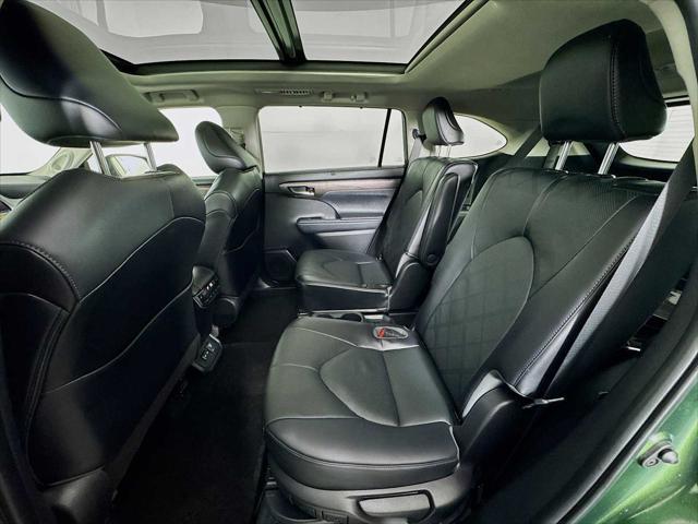 used 2023 Toyota Highlander Hybrid car, priced at $50,998