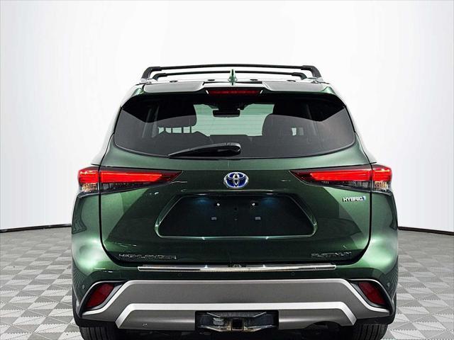 used 2023 Toyota Highlander Hybrid car, priced at $50,998