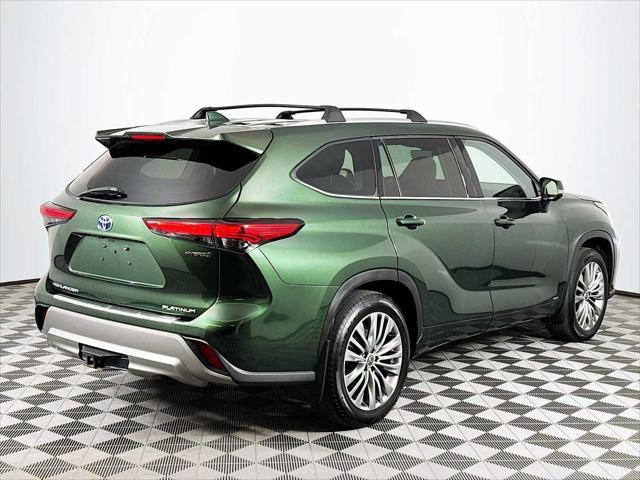 used 2023 Toyota Highlander Hybrid car, priced at $50,998