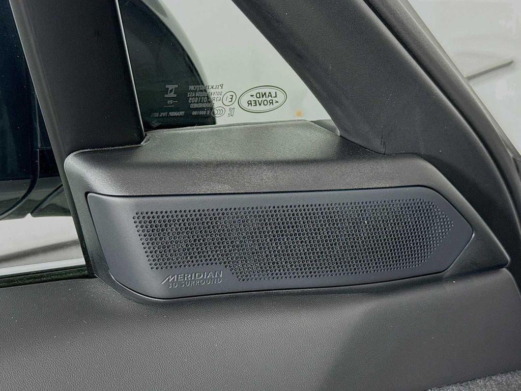 new 2025 Land Rover Range Rover Sport car, priced at $105,040
