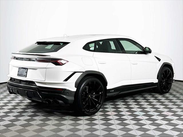 used 2023 Lamborghini Urus car, priced at $254,998