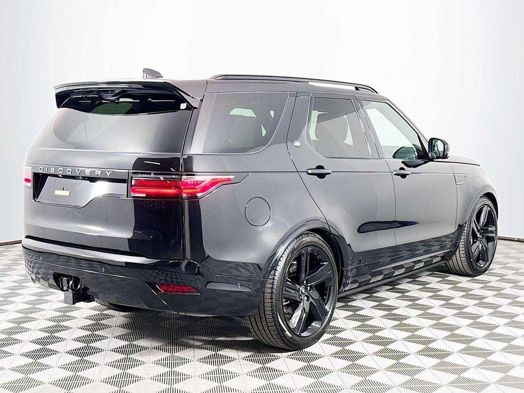 new 2025 Land Rover Discovery car, priced at $82,028