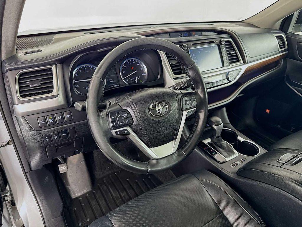 used 2015 Toyota Highlander car, priced at $15,998