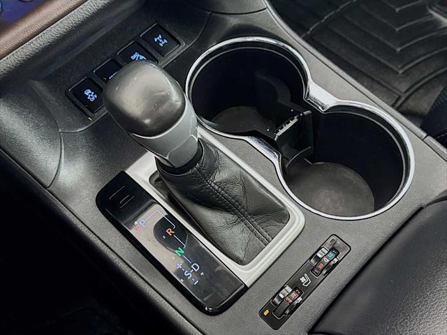 used 2015 Toyota Highlander car, priced at $18,998