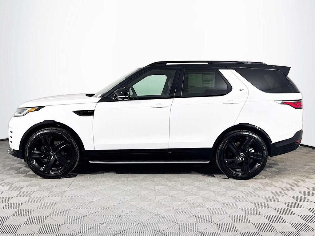 new 2025 Land Rover Discovery car, priced at $80,525