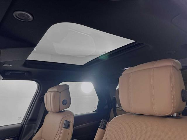 new 2025 Land Rover Discovery car, priced at $80,525