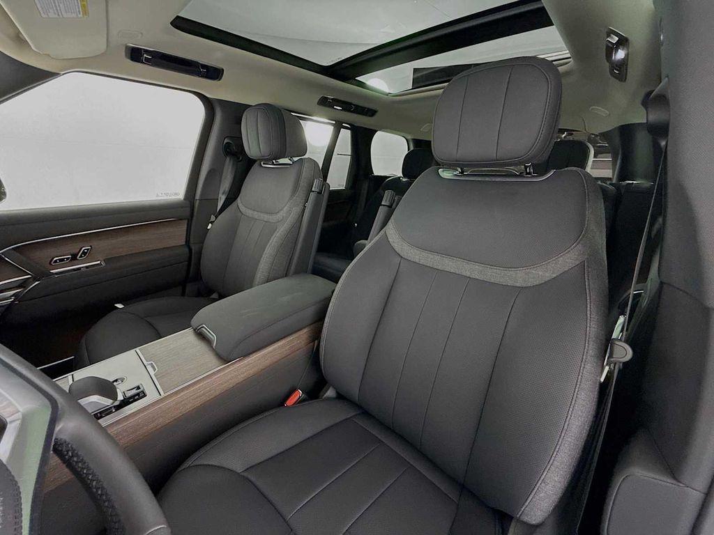 new 2025 Land Rover Range Rover car, priced at $156,470