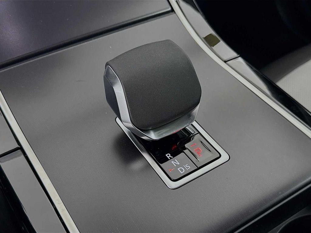 new 2026 Land Rover Range Rover Evoque car