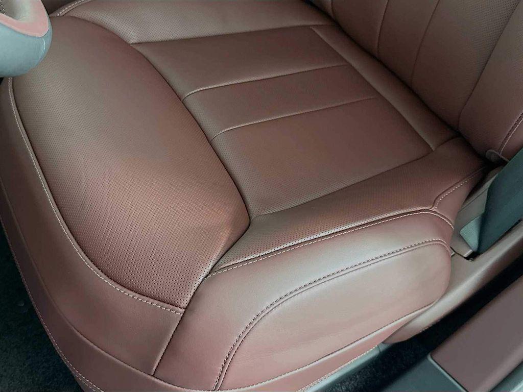 new 2025 Land Rover Range Rover car, priced at $127,670