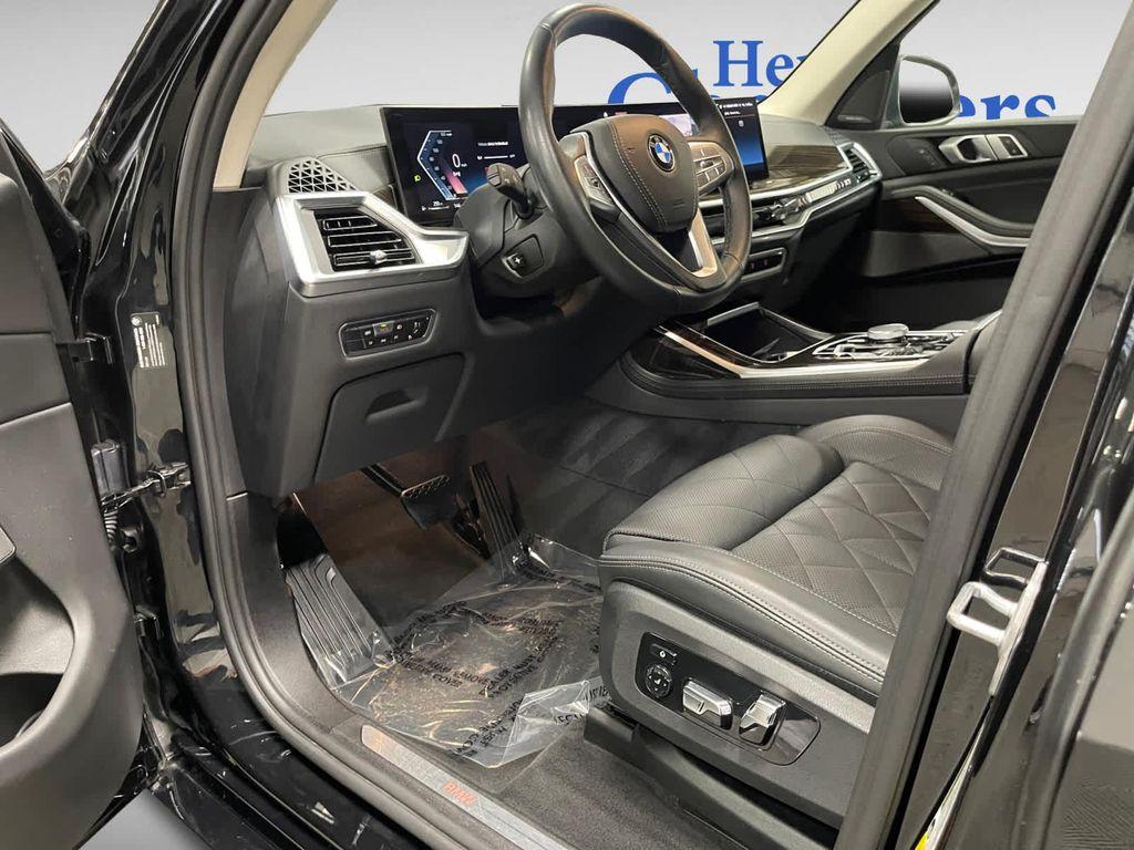 used 2023 BMW X7 car, priced at $52,998