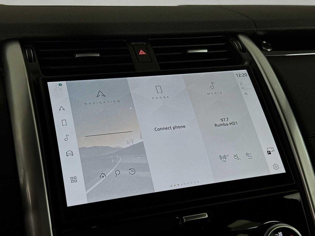 new 2025 Land Rover Discovery car, priced at $69,518